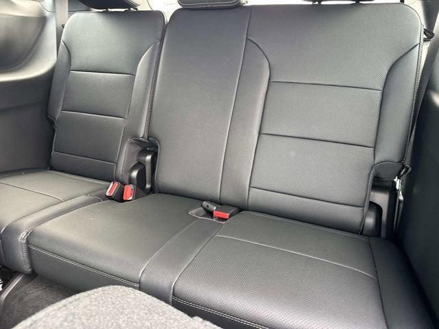 new 2026 Chevrolet Traverse car, priced at $56,095