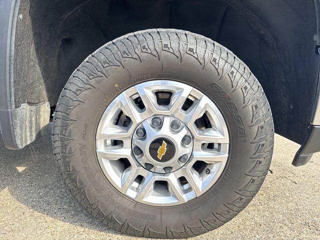 used 2024 Chevrolet Silverado 2500 car, priced at $45,999