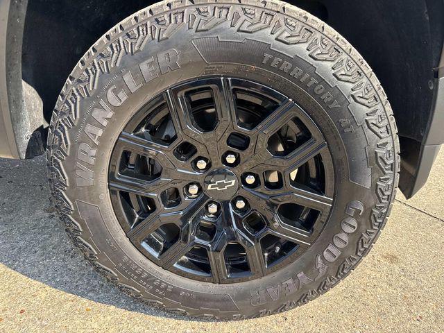 used 2024 Chevrolet Colorado car, priced at $36,177