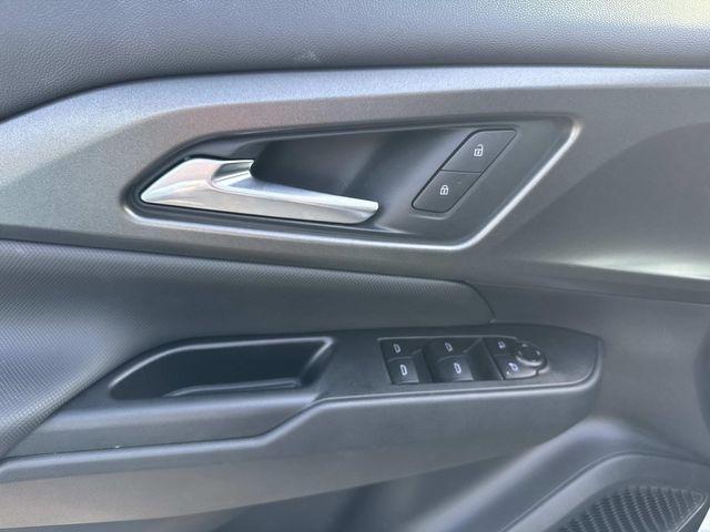 used 2025 Chevrolet Equinox EV car, priced at $26,290