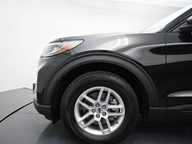 new 2026 Ford Explorer car, priced at $41,581