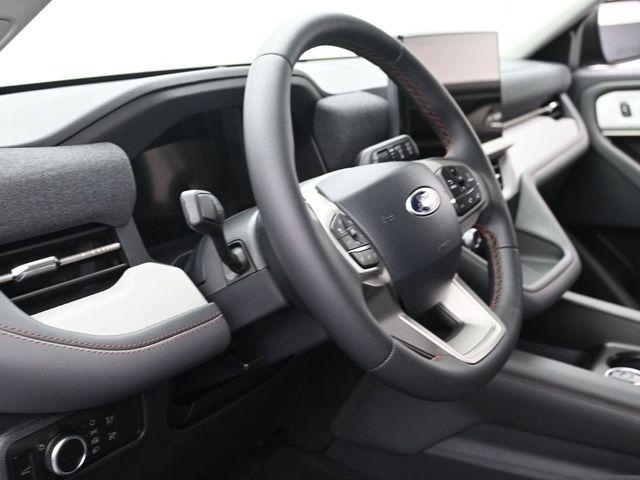new 2026 Ford Explorer car, priced at $41,581