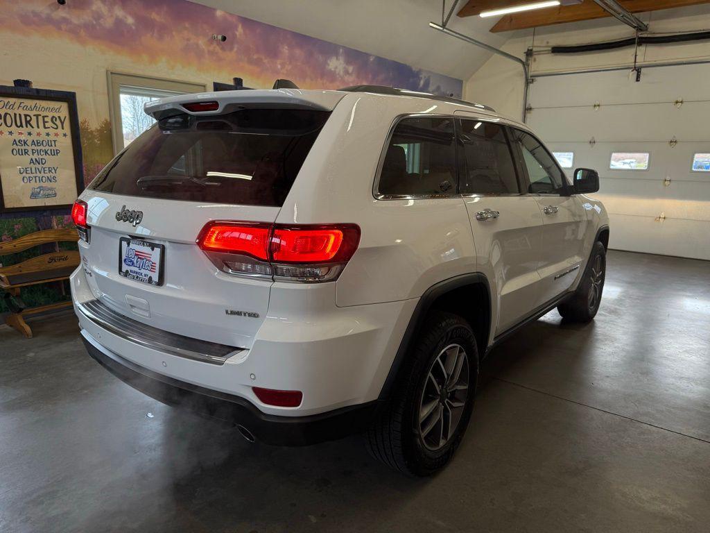 used 2022 Jeep Grand Cherokee car, priced at $19,875