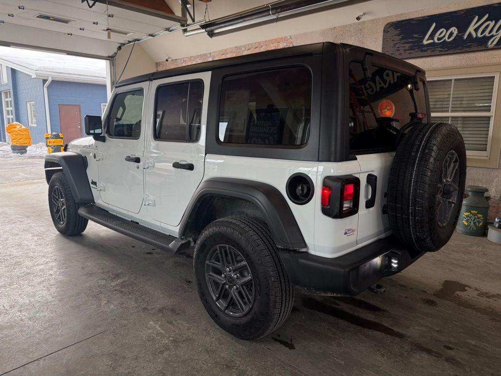 used 2025 Jeep Wrangler car, priced at $36,299