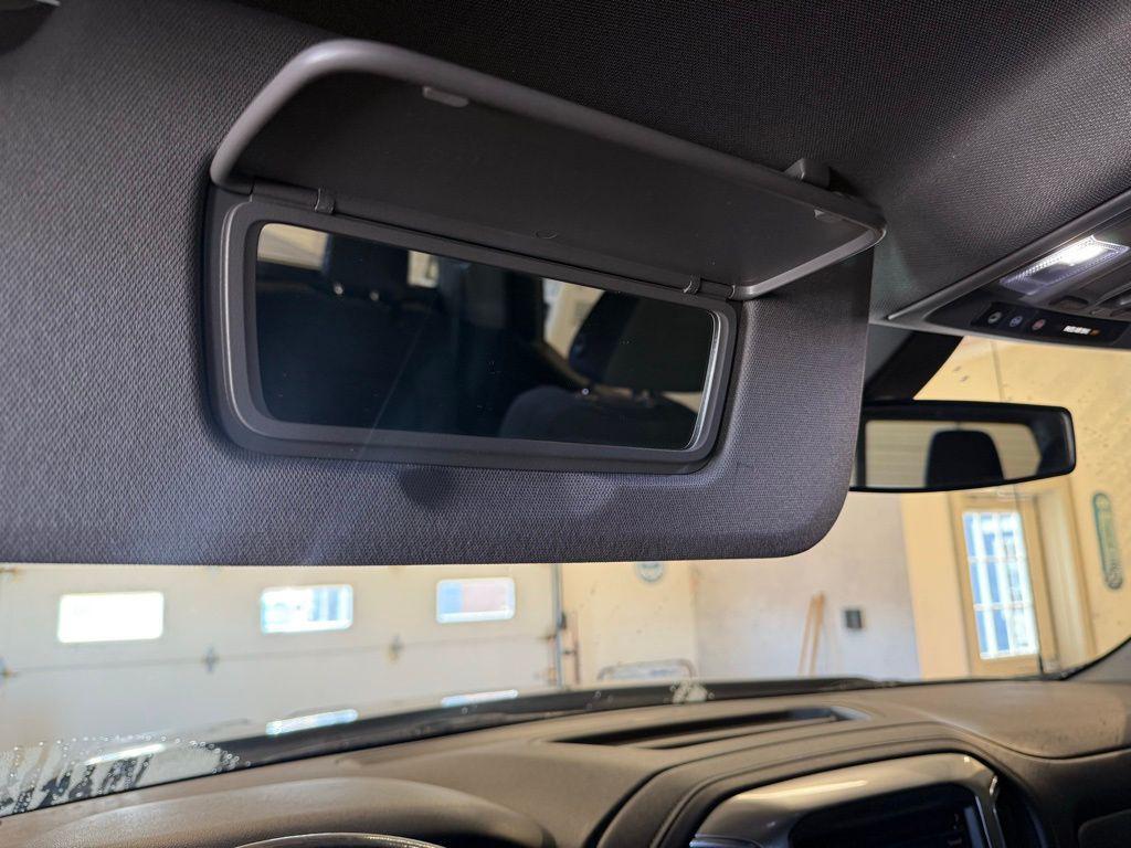 used 2021 Chevrolet Silverado 1500 car, priced at $31,900