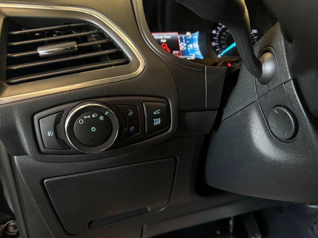 used 2022 Ford Edge car, priced at $26,489