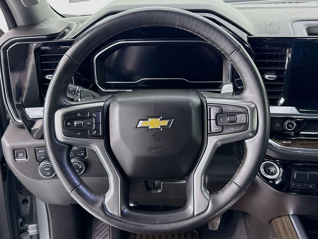 used 2023 Chevrolet Silverado 1500 car, priced at $42,995