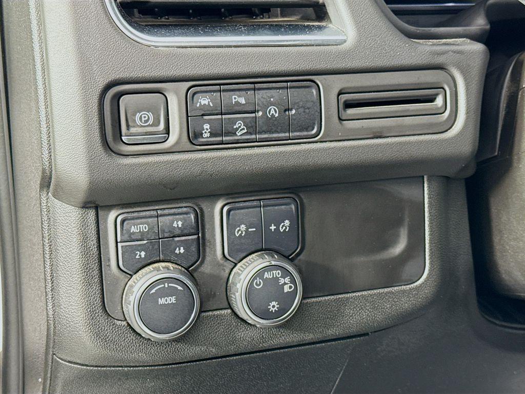 used 2023 Chevrolet Suburban car, priced at $51,495