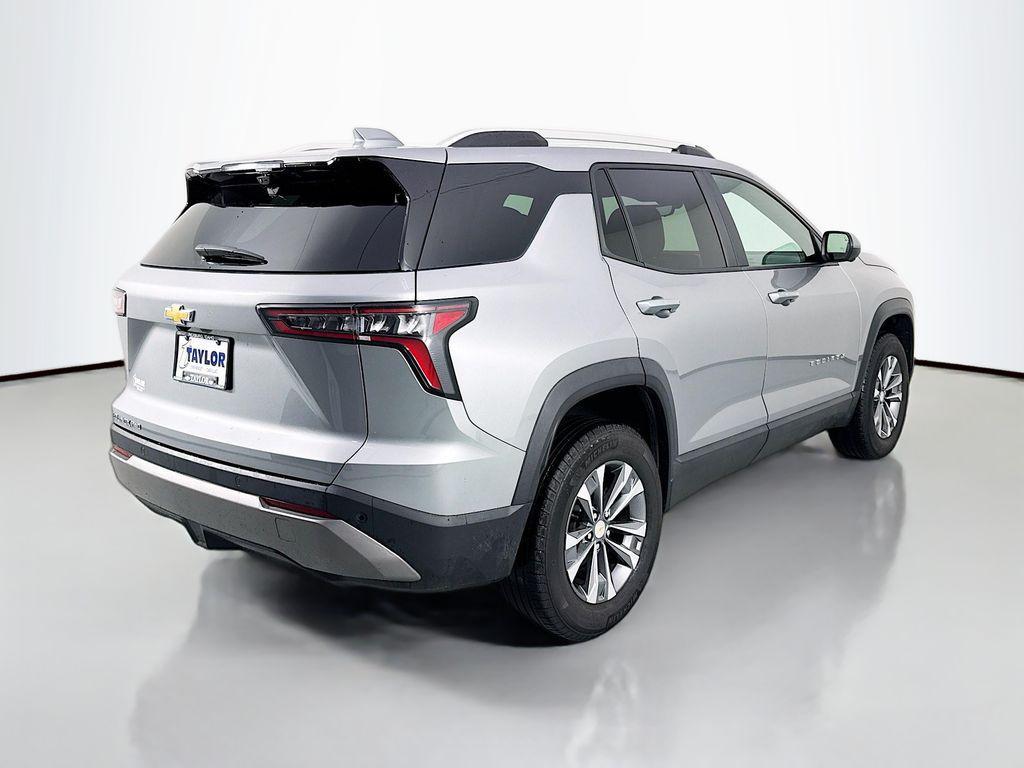 used 2025 Chevrolet Equinox car, priced at $29,495