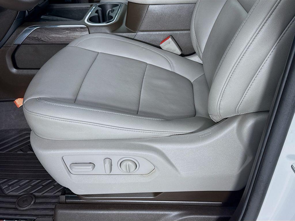 used 2022 Chevrolet Silverado 1500 car, priced at $46,995