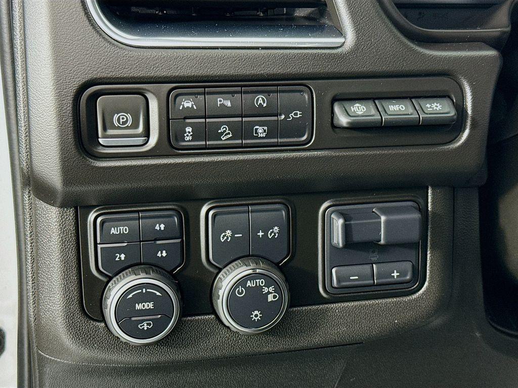 used 2022 Chevrolet Suburban car, priced at $54,995