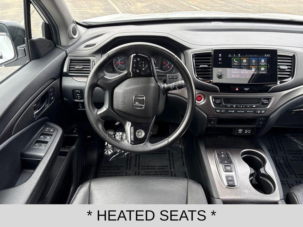 used 2022 Honda Pilot car, priced at $27,795