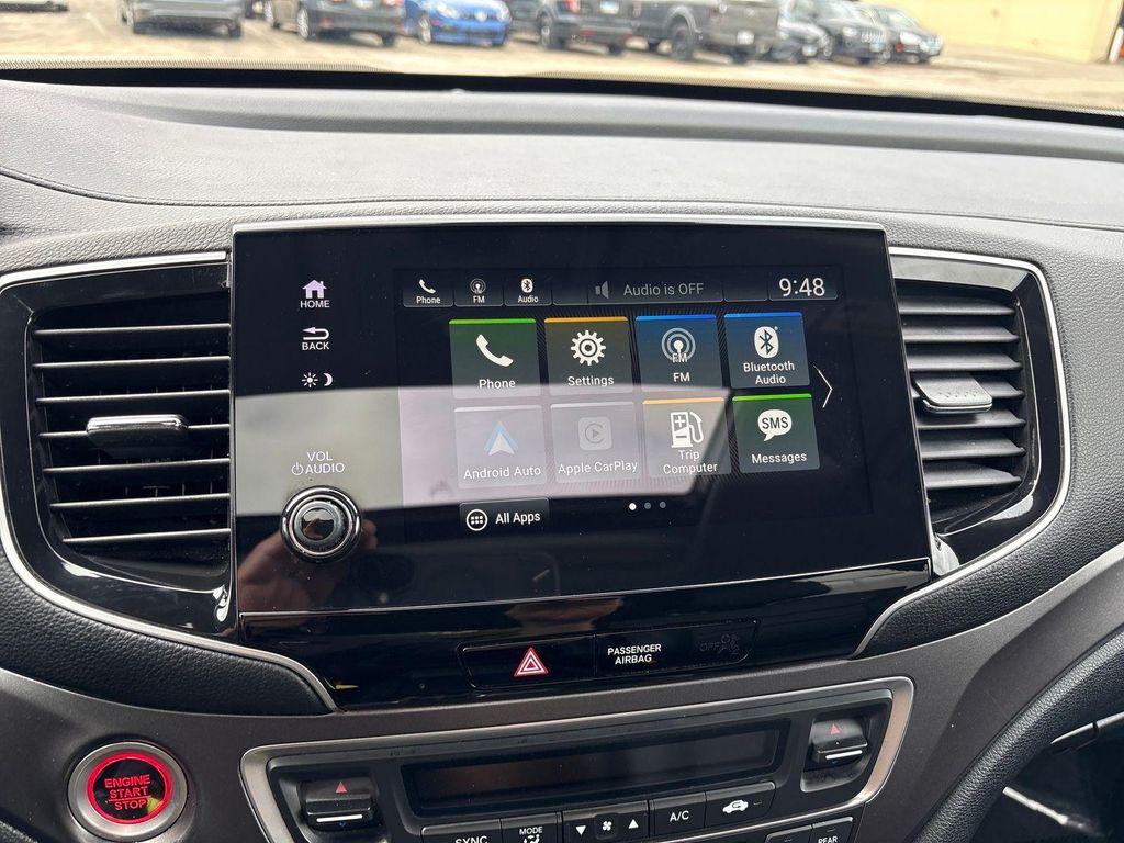 used 2022 Honda Pilot car, priced at $27,795