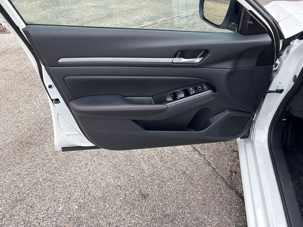 used 2025 Nissan Altima car, priced at $22,995