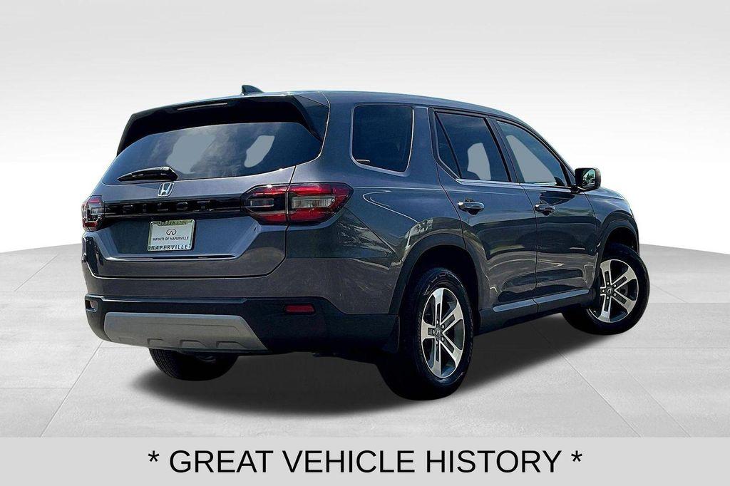 used 2024 Honda Pilot car, priced at $39,995