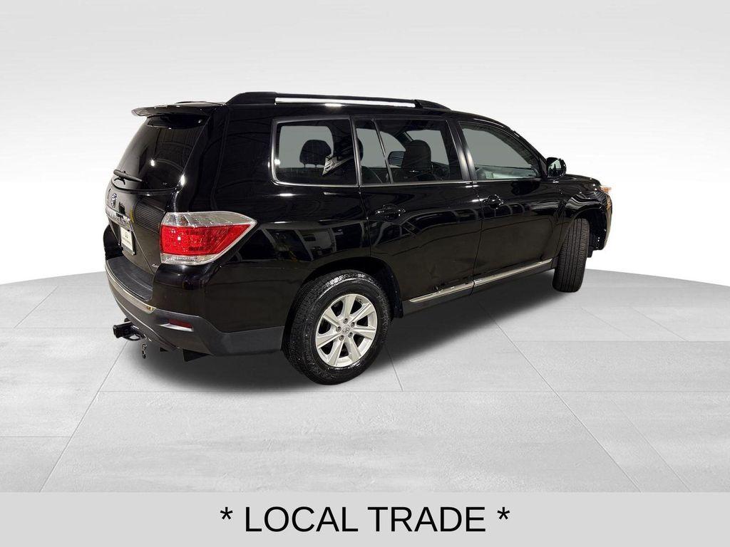 used 2013 Toyota Highlander car, priced at $12,895