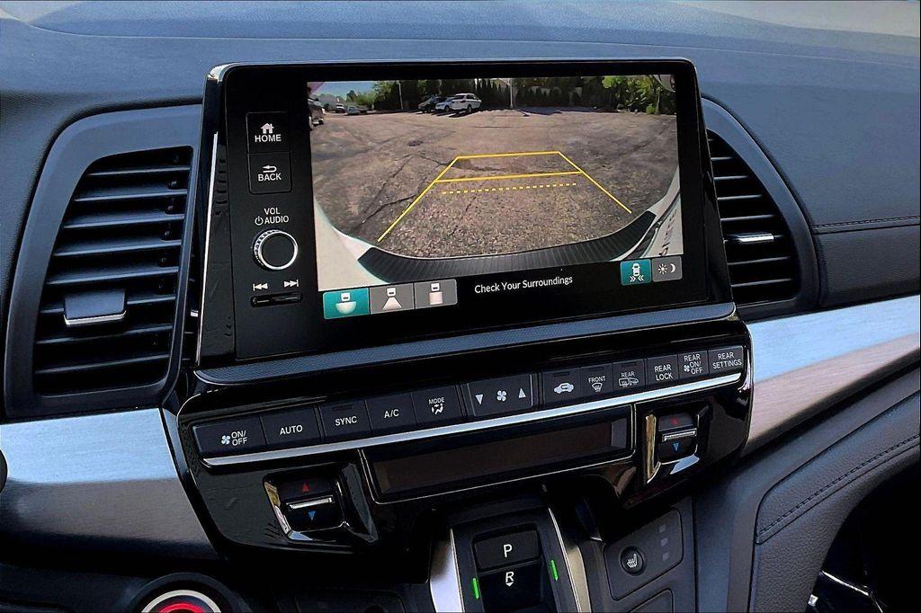 used 2025 Honda Odyssey car, priced at $39,995