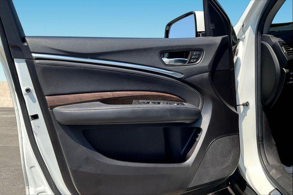 used 2019 Acura MDX car, priced at $20,495