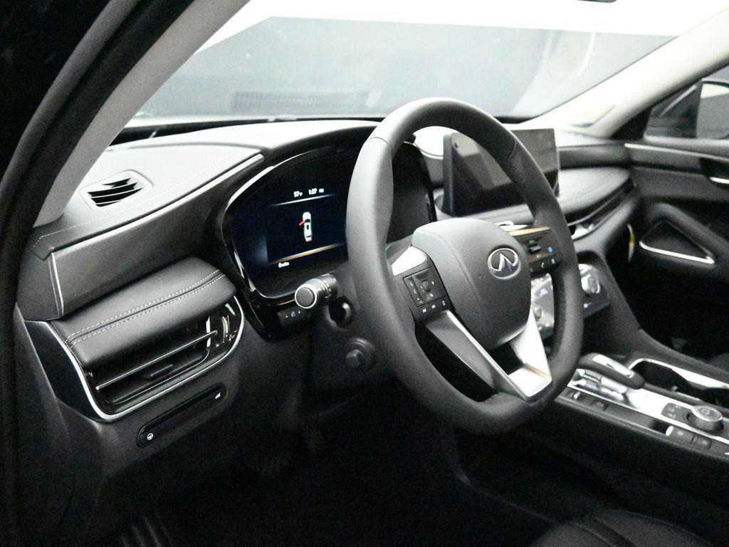 used 2025 INFINITI QX60 car, priced at $45,500