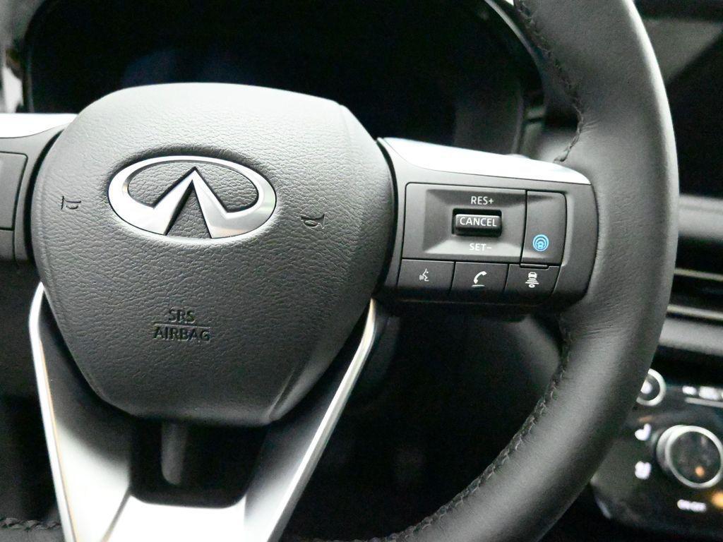 used 2025 INFINITI QX60 car, priced at $45,500