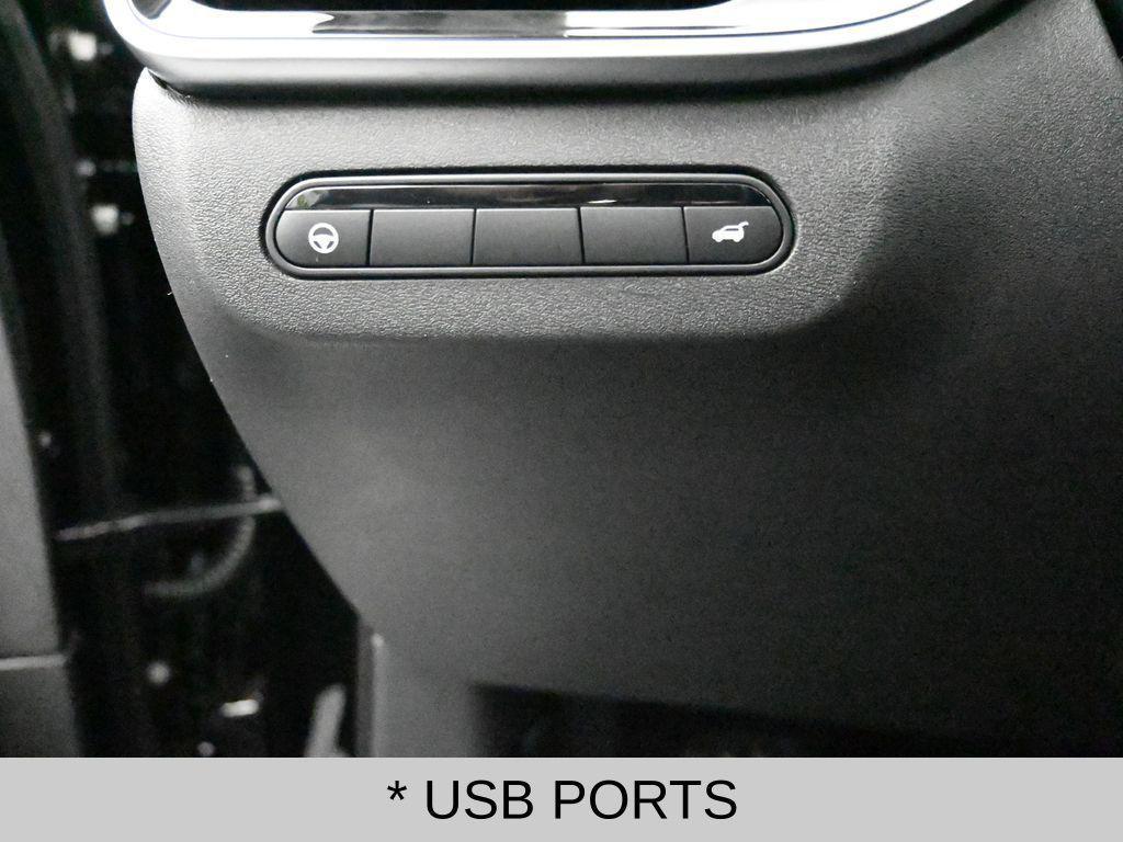 used 2025 INFINITI QX60 car, priced at $44,395