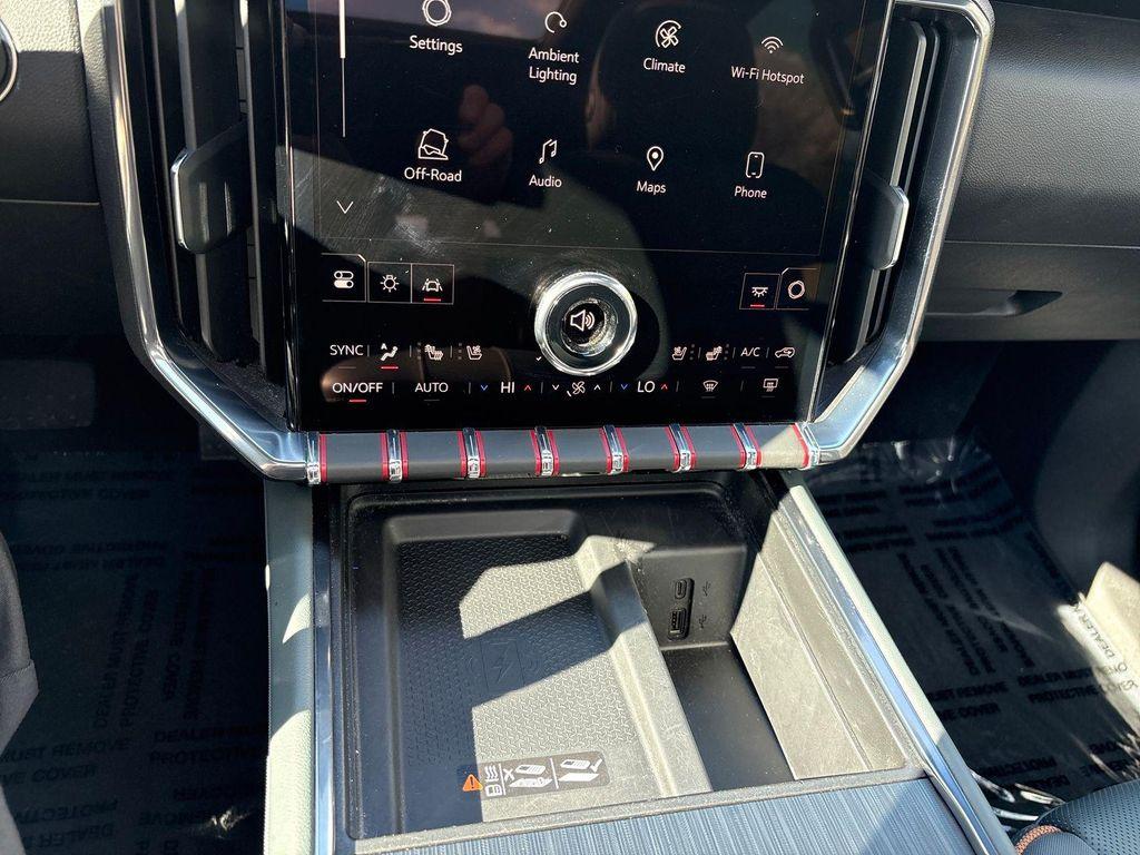 used 2024 GMC Acadia car, priced at $41,319