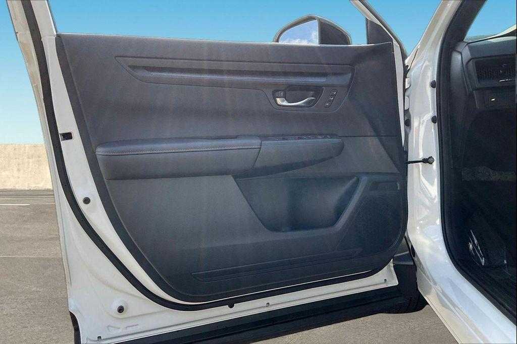 used 2026 Honda CR-V Hybrid car, priced at $36,995