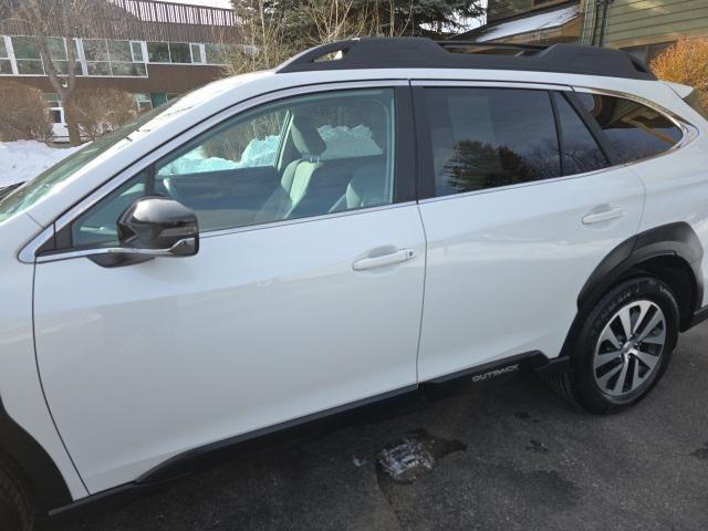 used 2025 Subaru Outback car, priced at $29,682