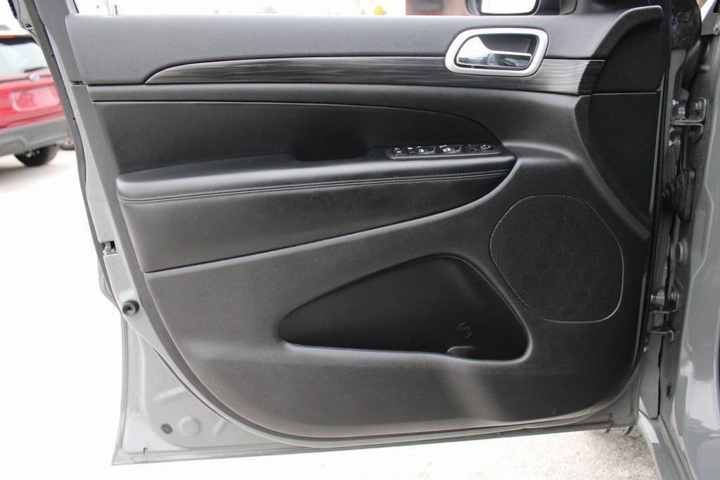 used 2022 Jeep Grand Cherokee car, priced at $24,777