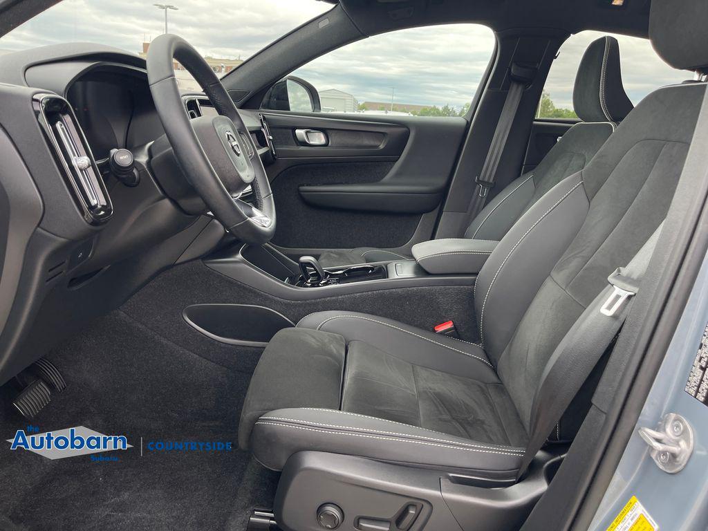 used 2023 Volvo C40 Recharge Pure Electric car, priced at $25,967
