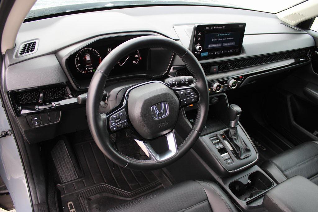 used 2025 Honda CR-V car, priced at $33,784