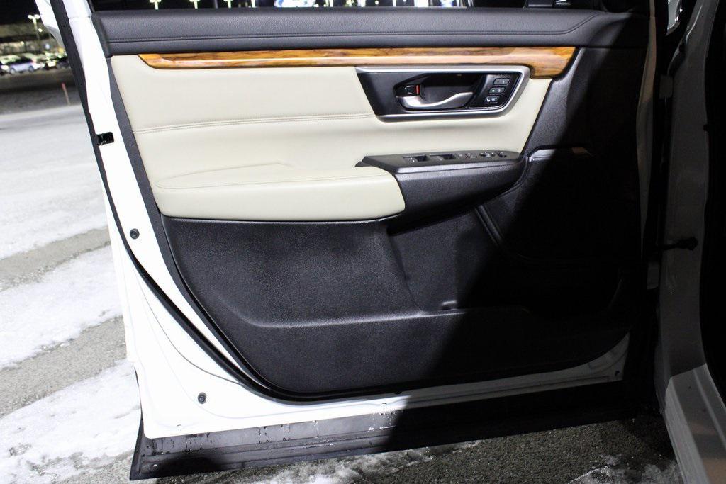 used 2020 Honda CR-V Hybrid car, priced at $23,659