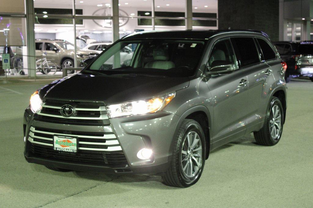 used 2018 Toyota Highlander car, priced at $23,123