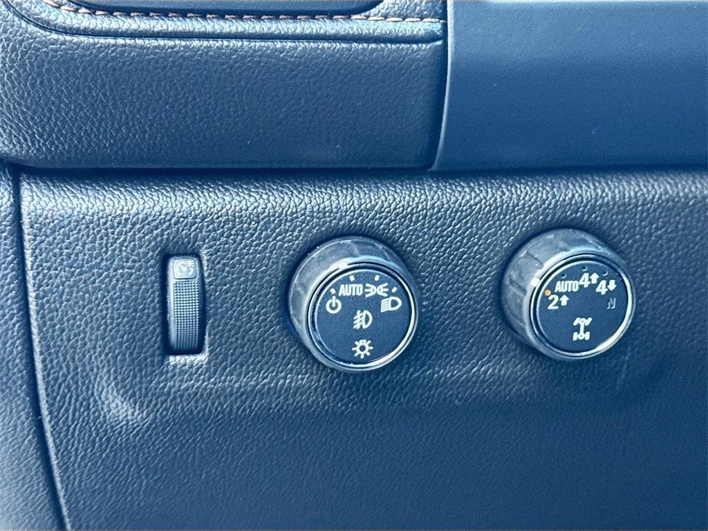 used 2022 GMC Canyon car, priced at $31,788