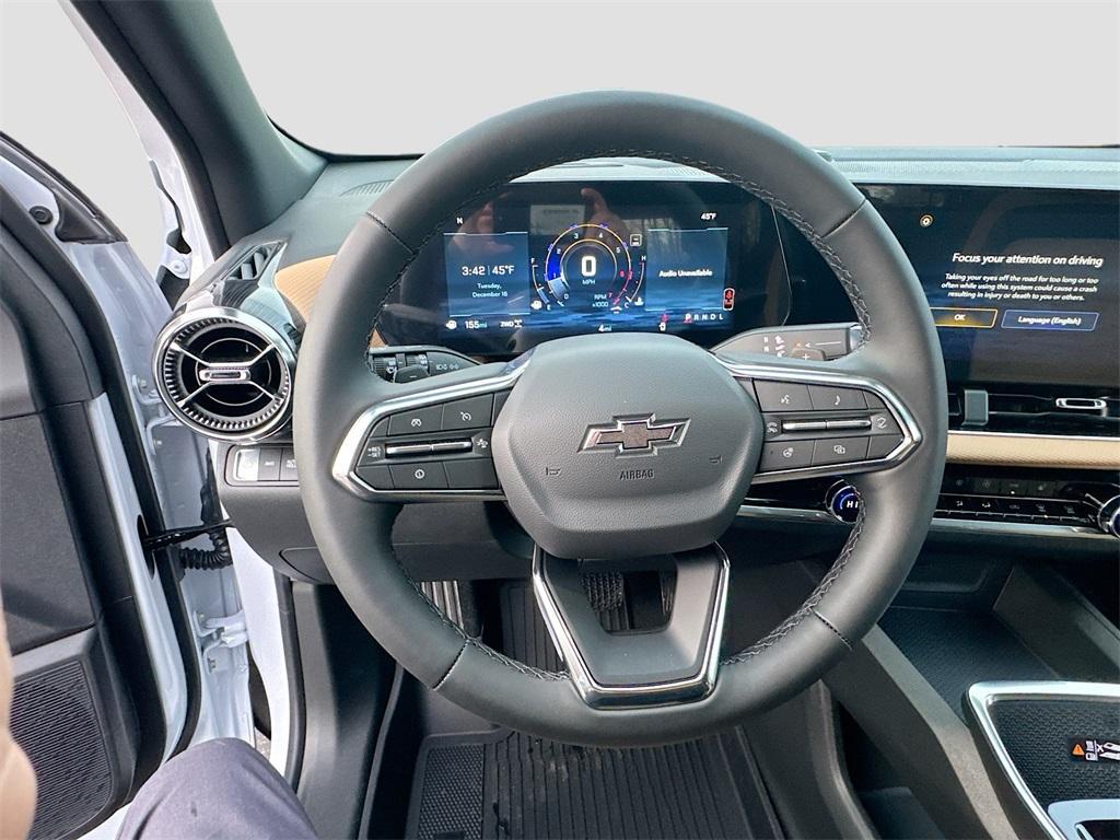 new 2026 Chevrolet Equinox car, priced at $37,877