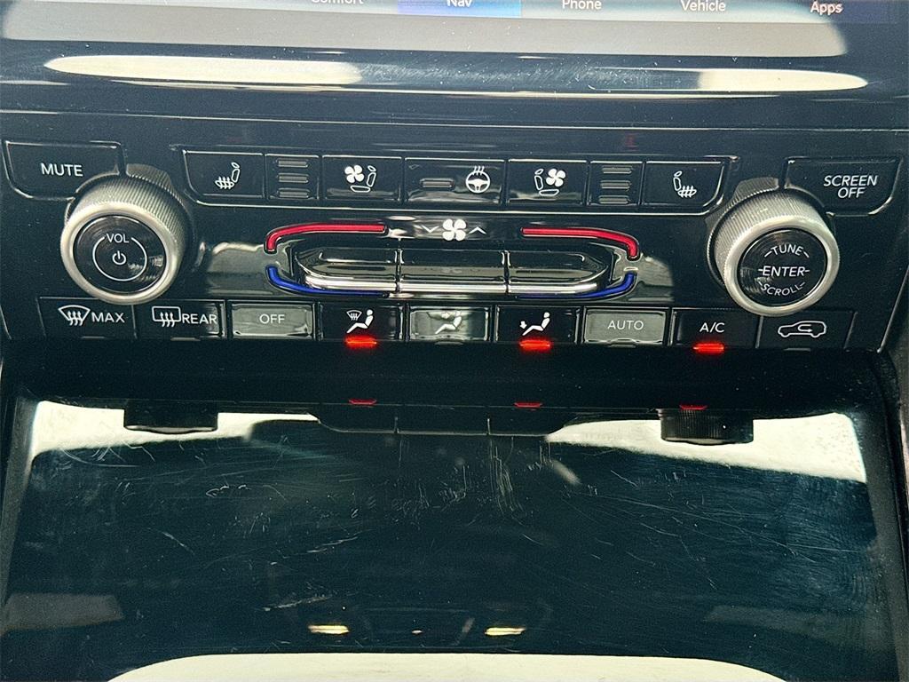 used 2022 Jeep Grand Cherokee car, priced at $32,467