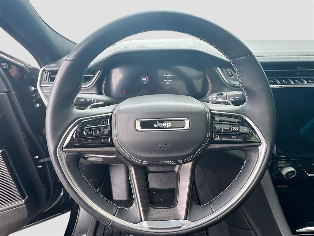 used 2022 Jeep Grand Cherokee car, priced at $32,467