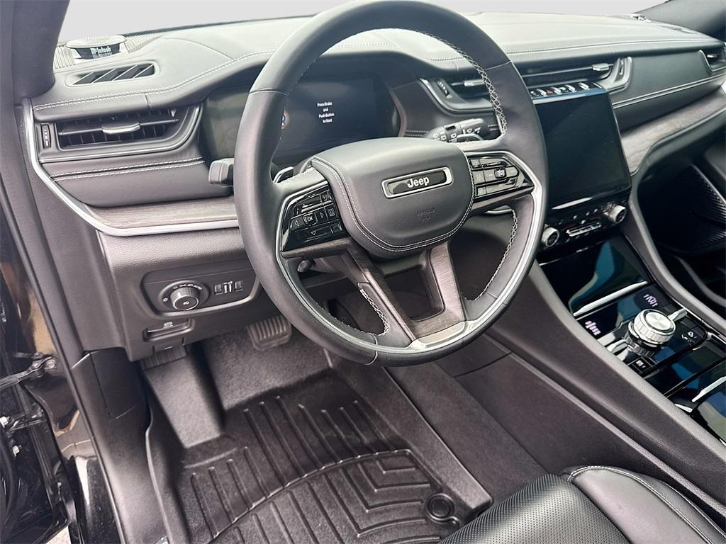 used 2022 Jeep Grand Cherokee car, priced at $32,467