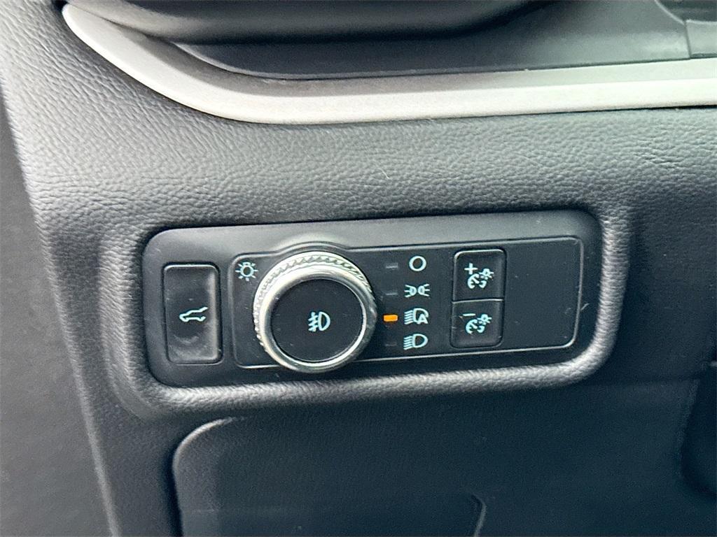 used 2022 Ford Explorer car, priced at $23,244