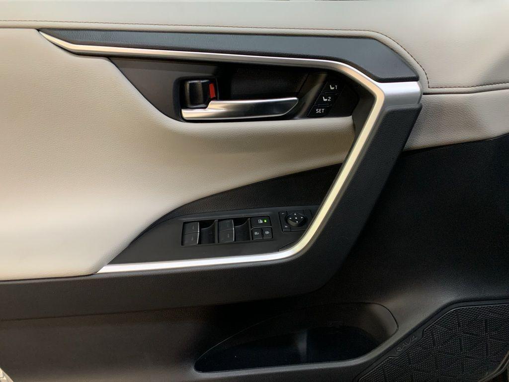 new 2025 Toyota RAV4 car, priced at $44,114
