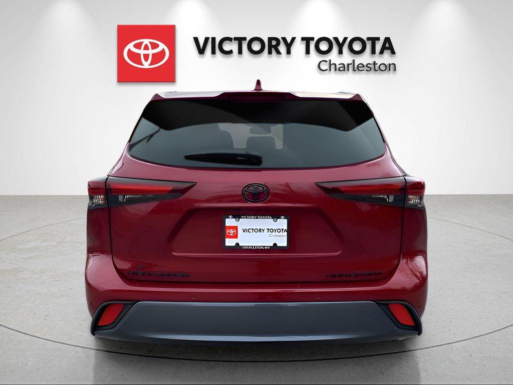 new 2026 Toyota Highlander car, priced at $53,707
