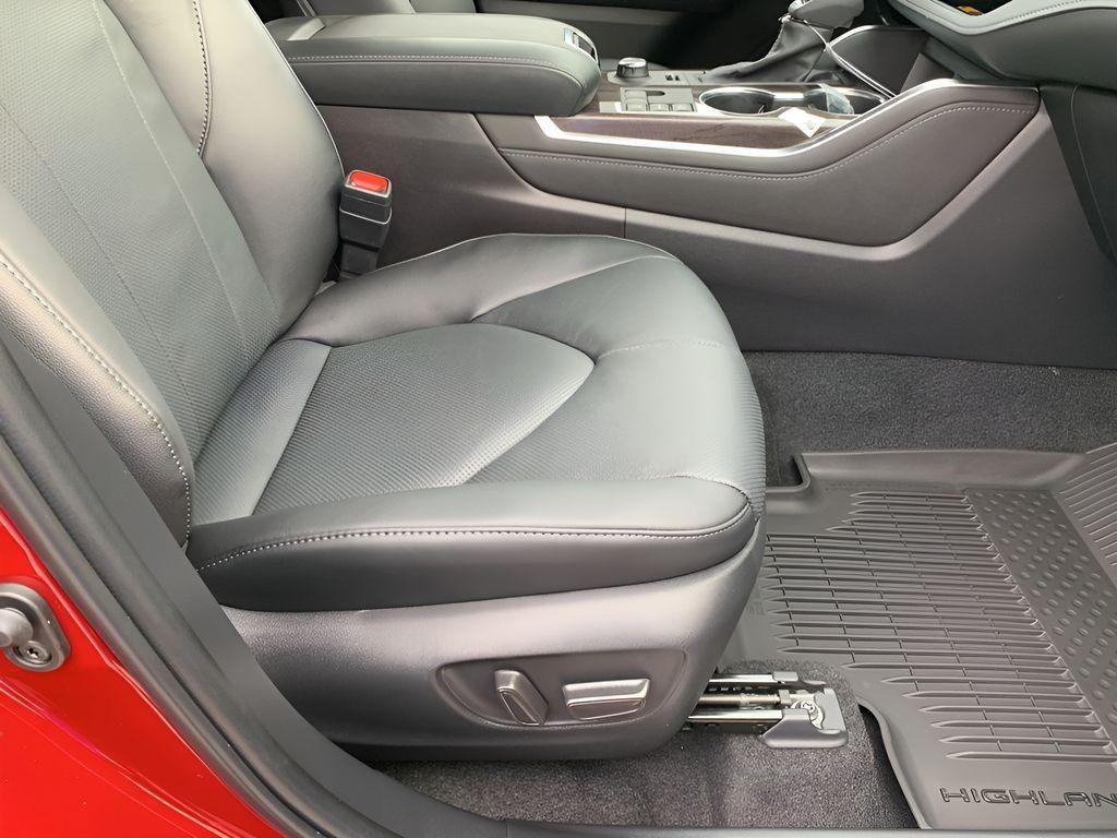 new 2026 Toyota Highlander car, priced at $53,707