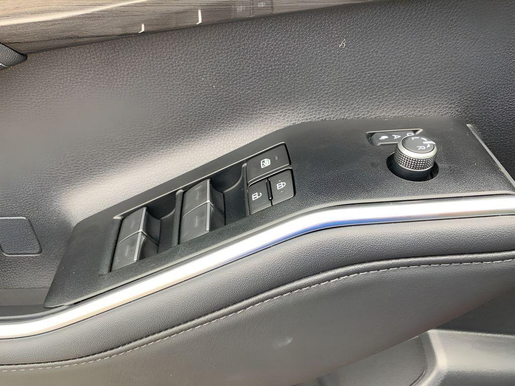 new 2026 Toyota Highlander car, priced at $53,707