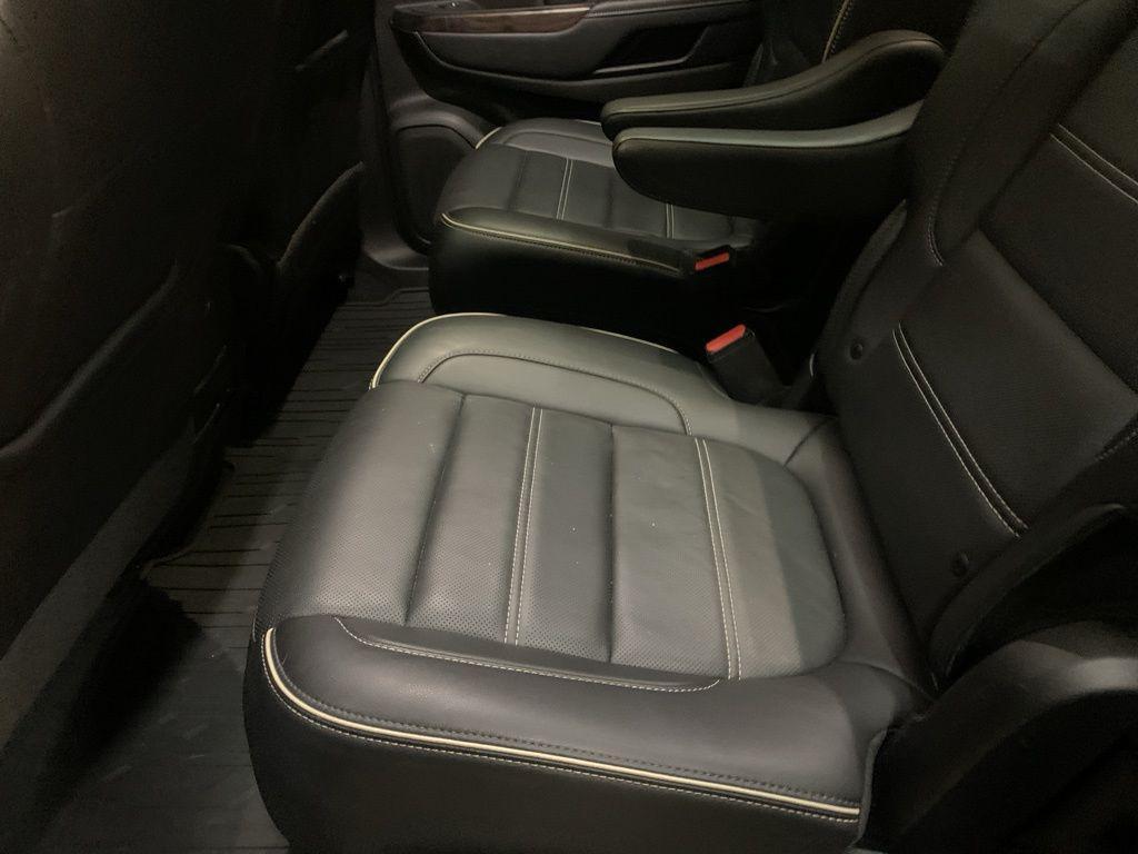 used 2022 GMC Acadia car, priced at $25,995