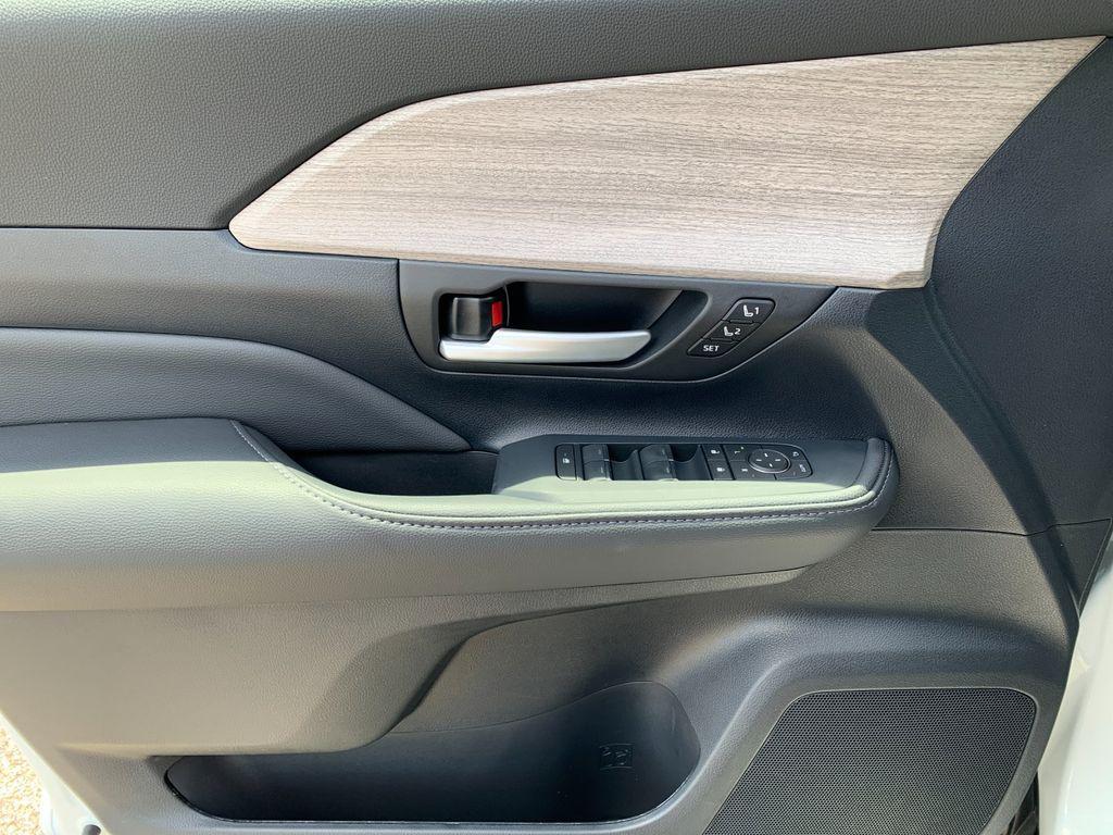 new 2026 Toyota Grand Highlander car, priced at $57,226