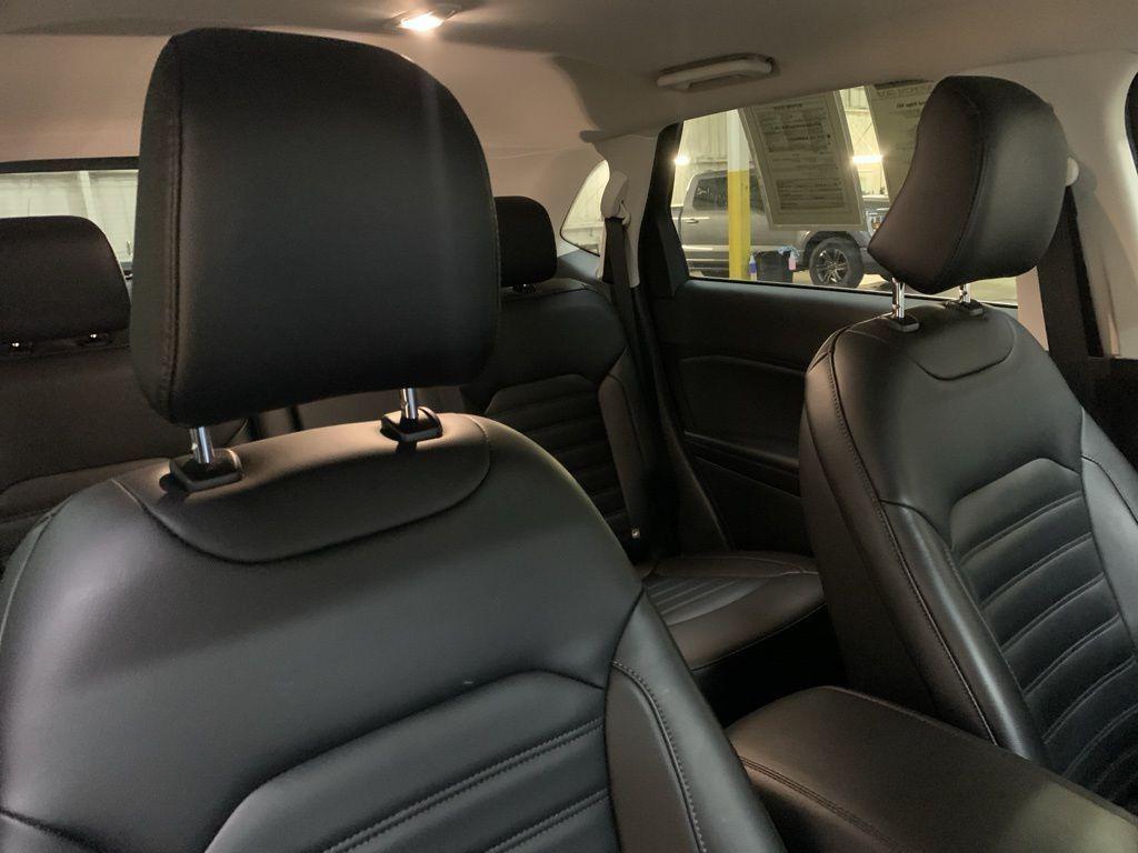 used 2024 Ford Edge car, priced at $25,603