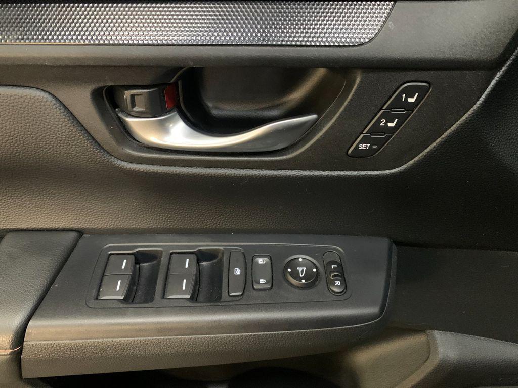 used 2024 Honda CR-V Hybrid car, priced at $30,828