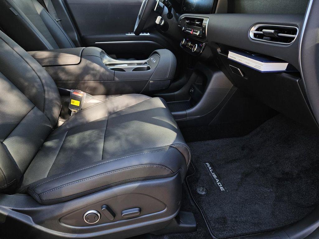 new 2026 Hyundai Palisade Hybrid car, priced at $53,863