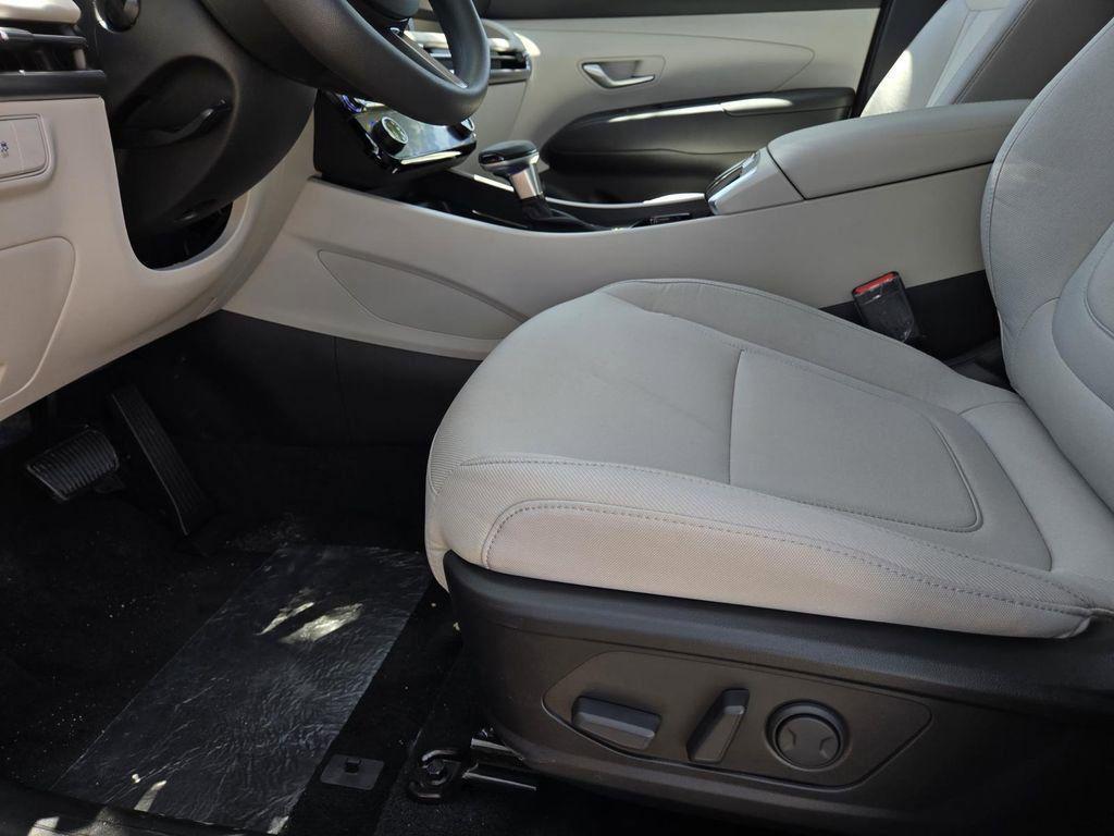 new 2025 Hyundai Tucson car, priced at $31,075