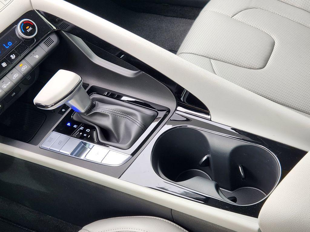 new 2026 Hyundai Elantra car, priced at $28,403